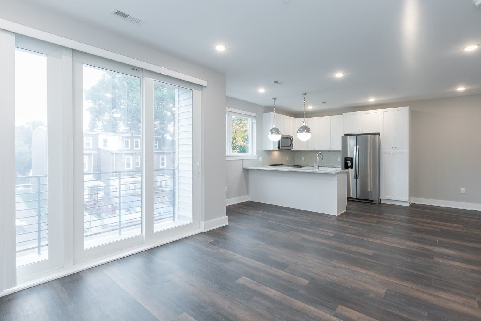 Philadelphia Apartment: Germantown Square: 45 W Haines St