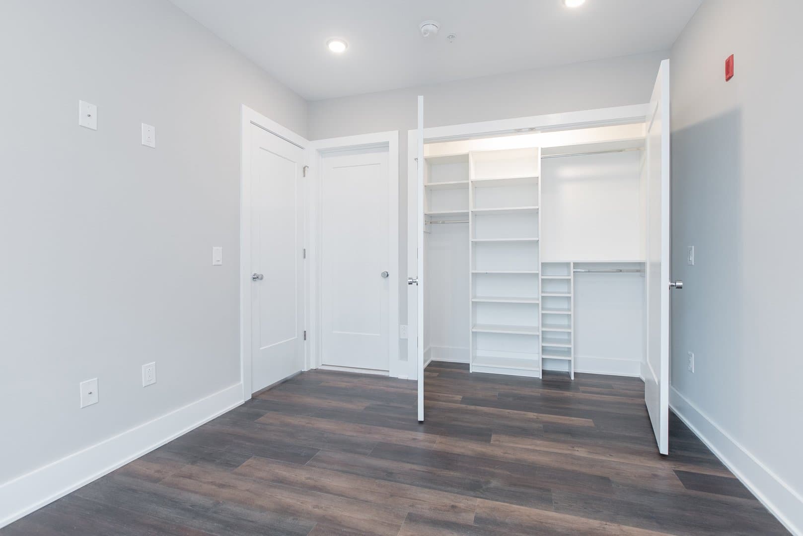 Philadelphia Apartment: Germantown Square: 45 W Haines St