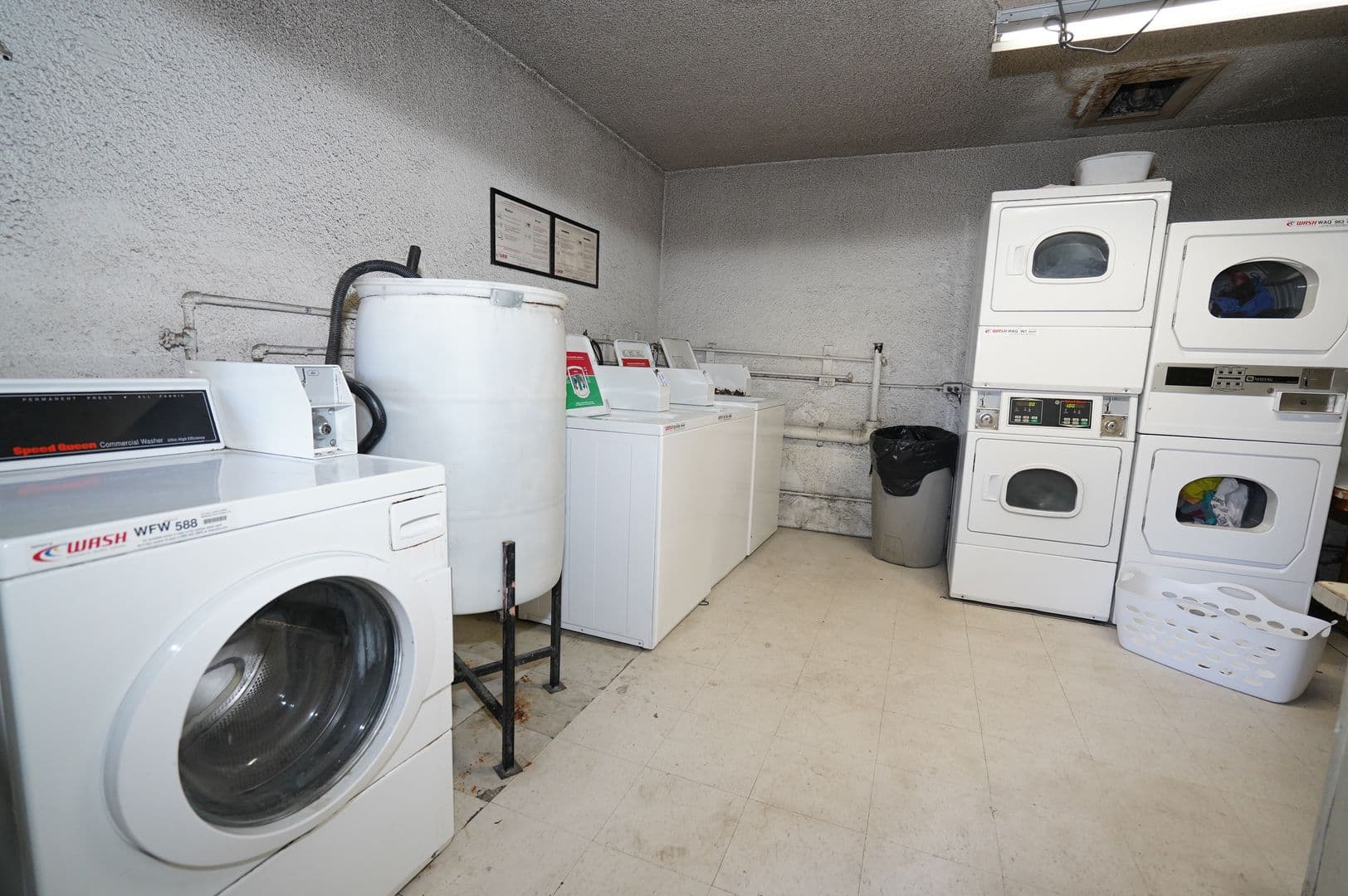 Pomona Apartment: 766-812 S. Dudley St..