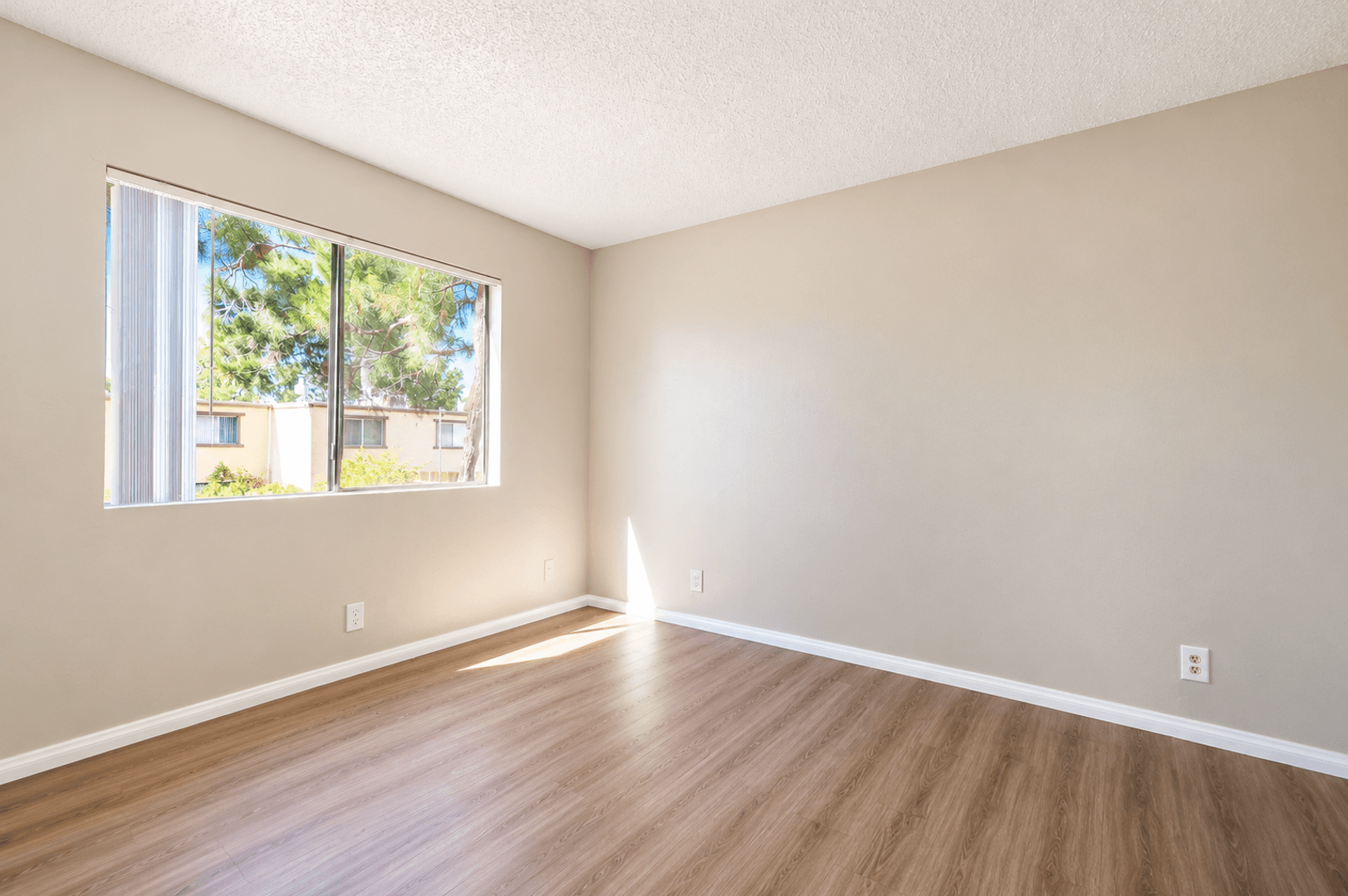 Victorville Apartment: 16362 Pebble Beach Dr - Unit 133