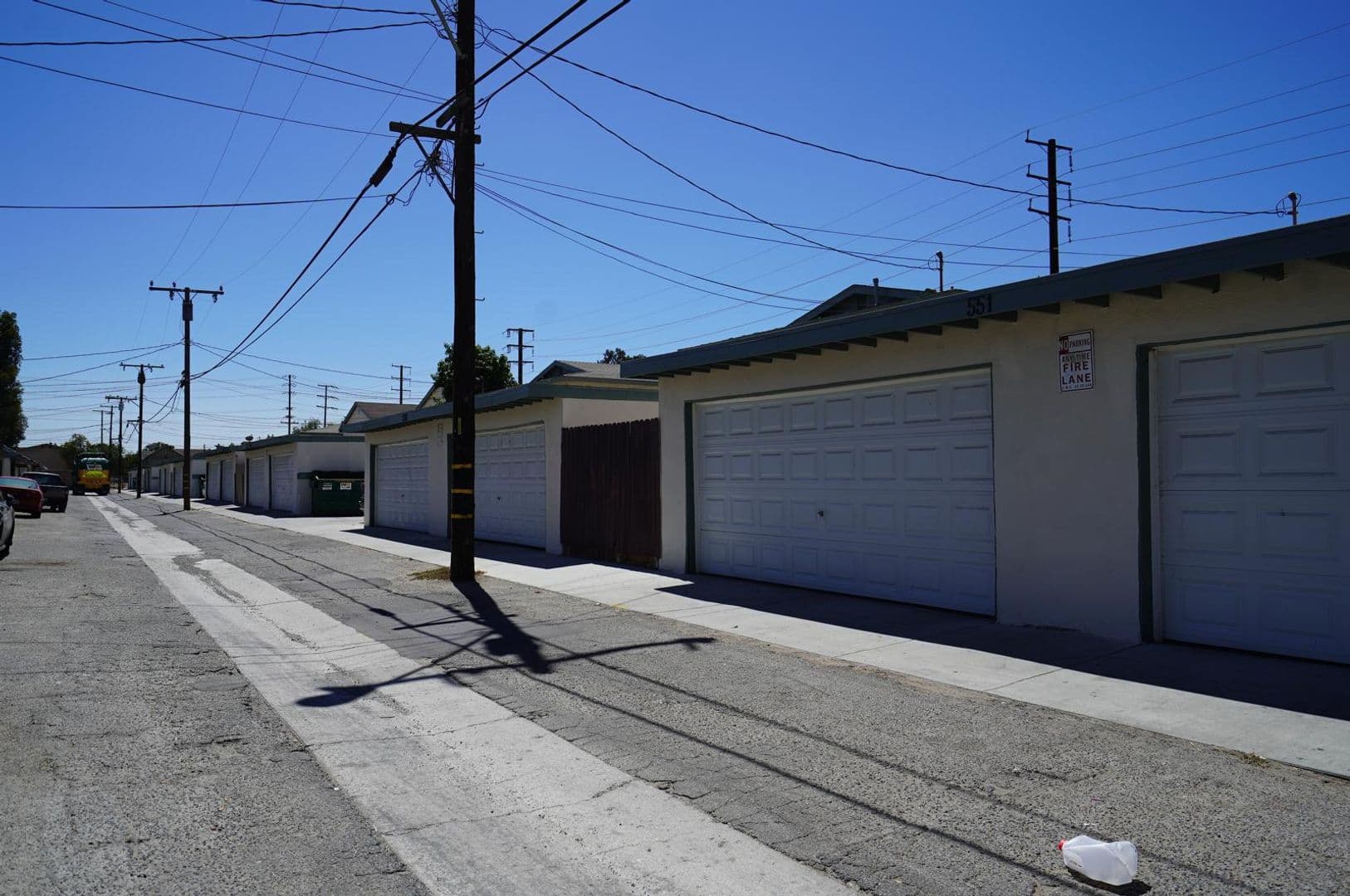Corona Apartment: 461-587 River Rd