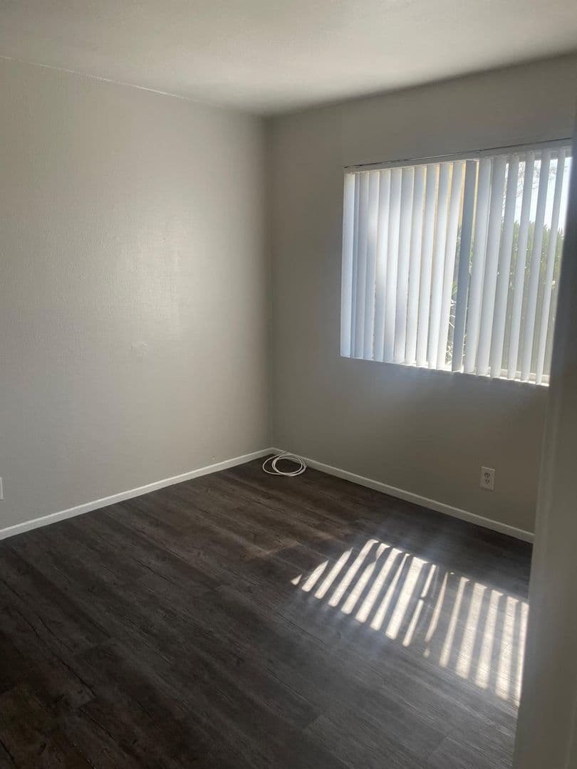 Victorville Apartment: 16354 Pebble Beach Dr - Unit 116