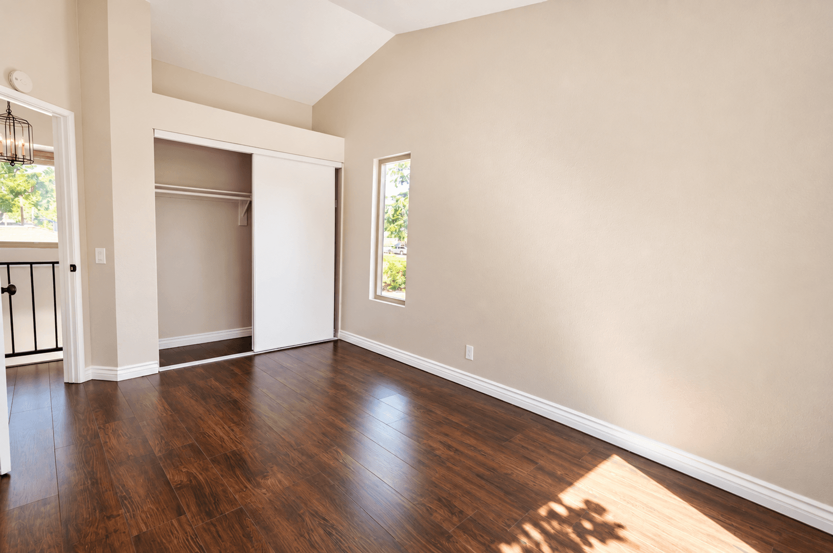 Ontario Apartment: 1112 S. Cypress Ave.