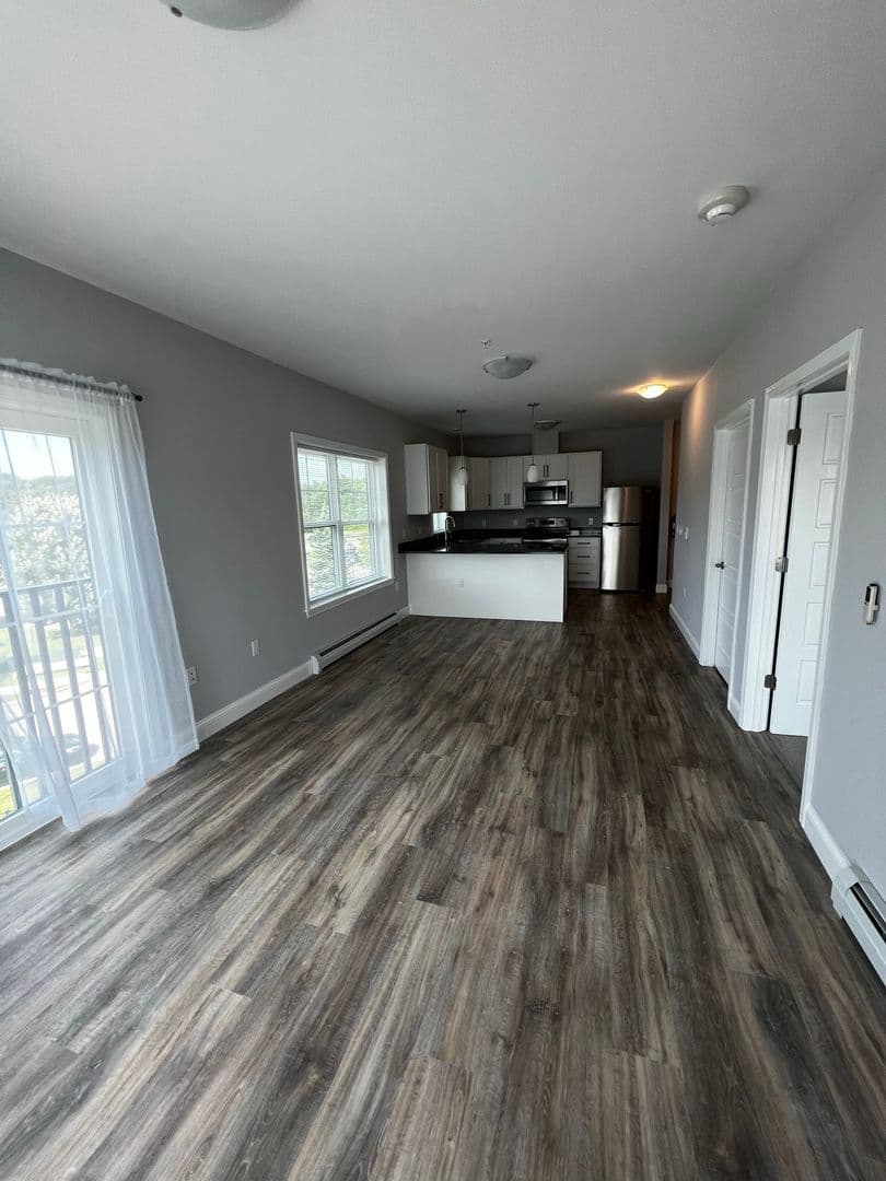 Colchester Apartment: 60 Severance Green
