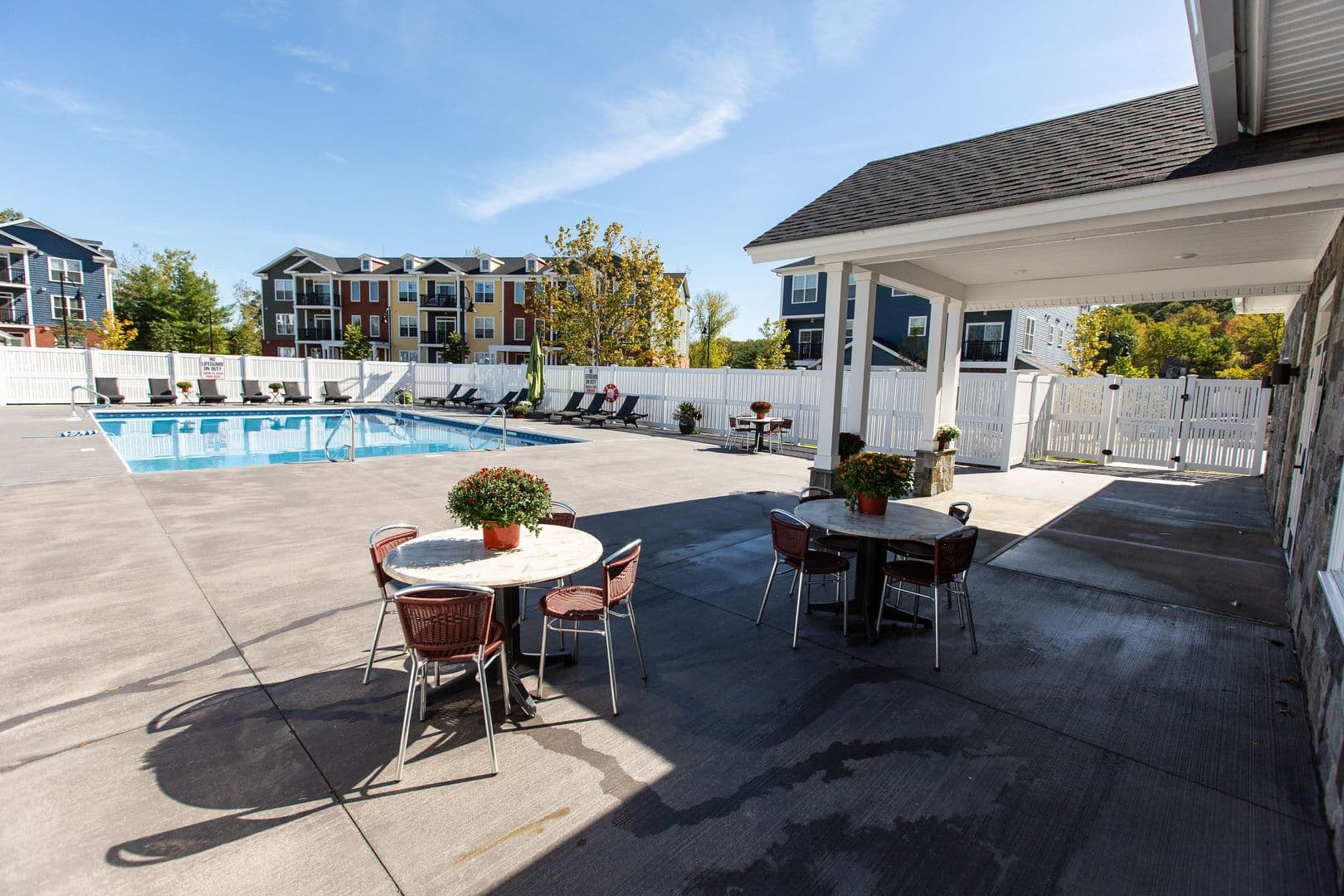 Burlington Apartment: 228 Bayberry Circle