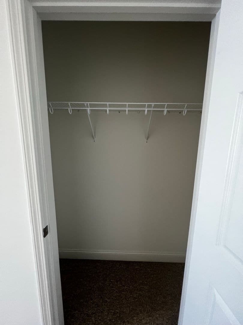 Colchester Apartment: 260 Perimeter Drive