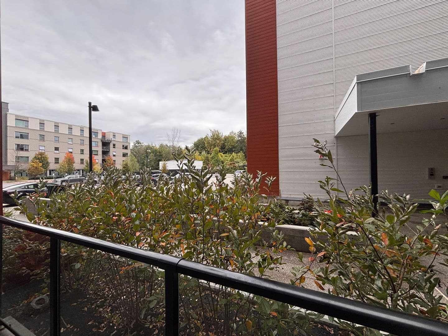 Burlington Apartment: 125 Cambrian Way