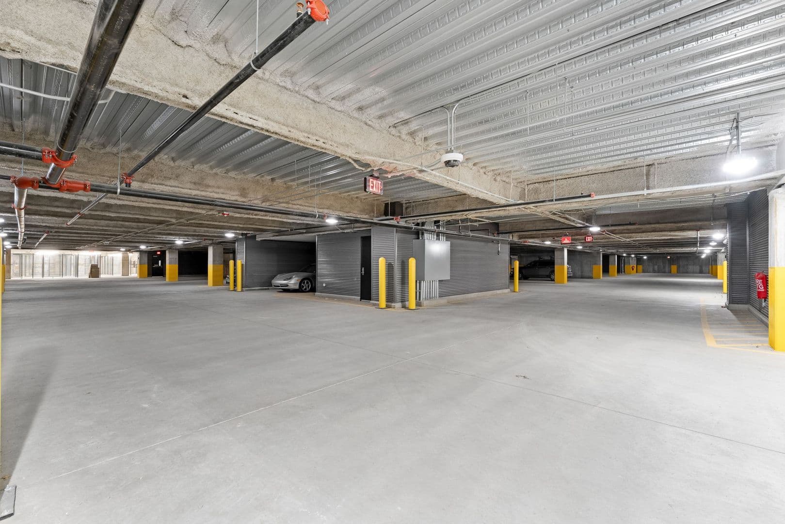 Burlington Apartment: 125 Cambrian Way