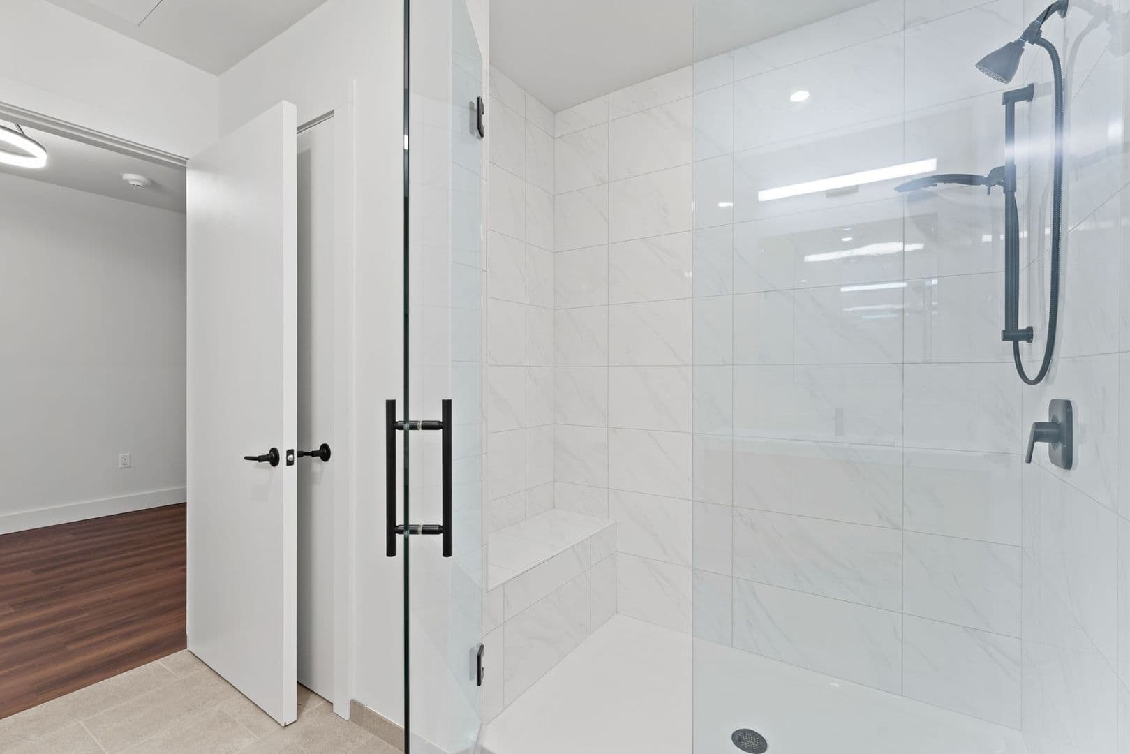 Burlington Apartment: 125 Cambrian Way