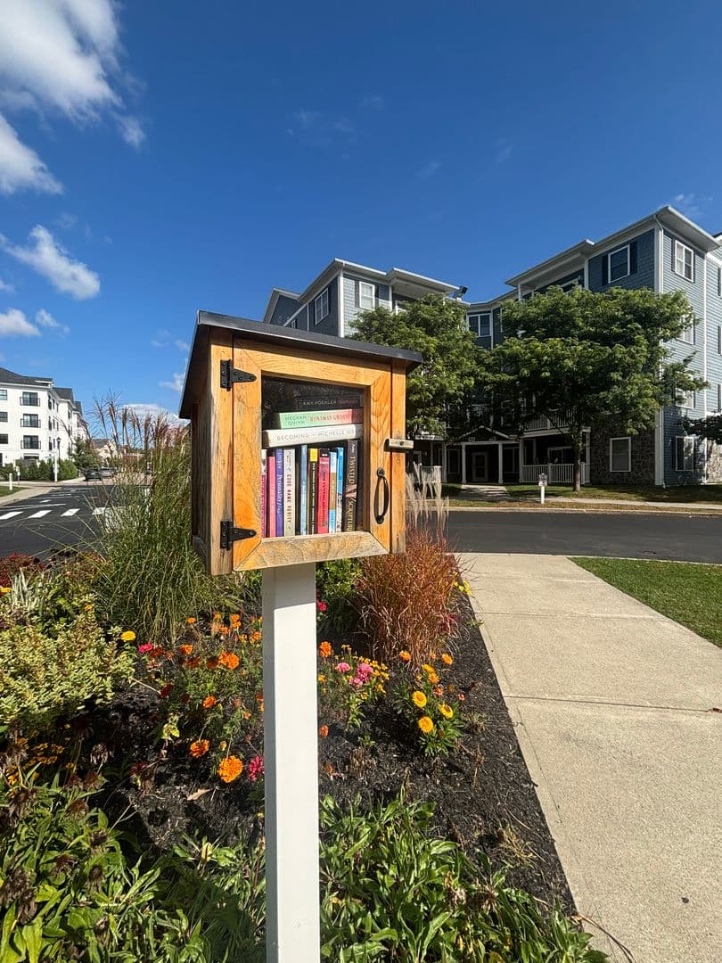 Colchester Apartment: 260 Perimeter Drive