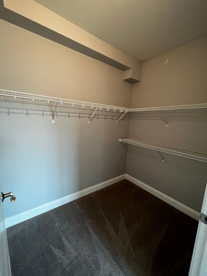 Colchester Apartment: 60 Severance Green