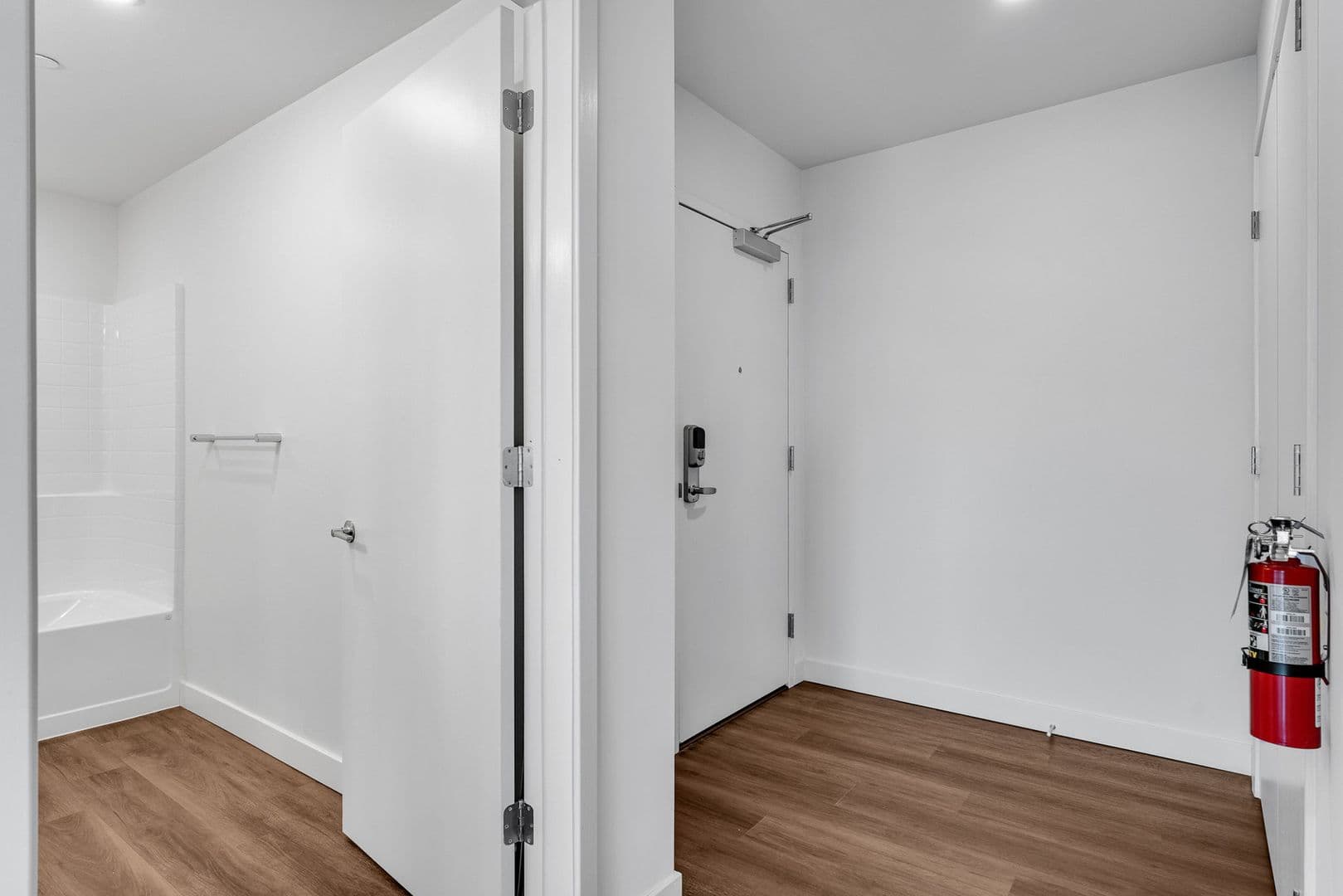 Burlington Apartment: 125 Cambrian Way