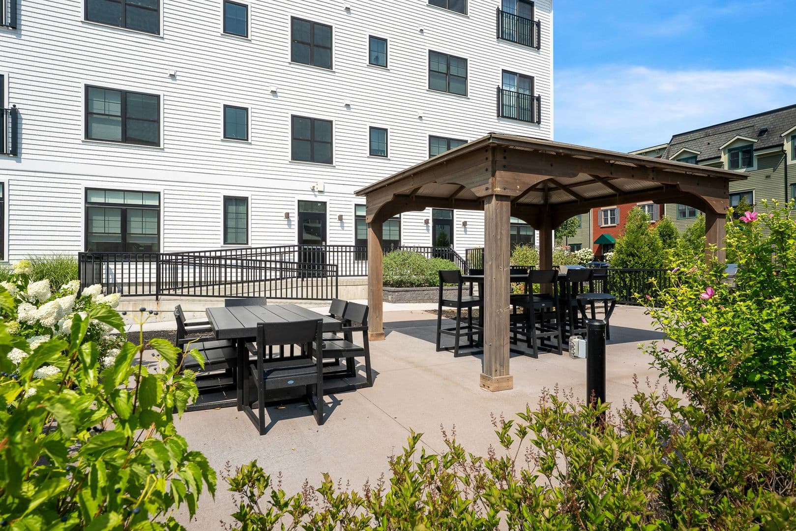 Colchester Apartment: 60 Severance Green