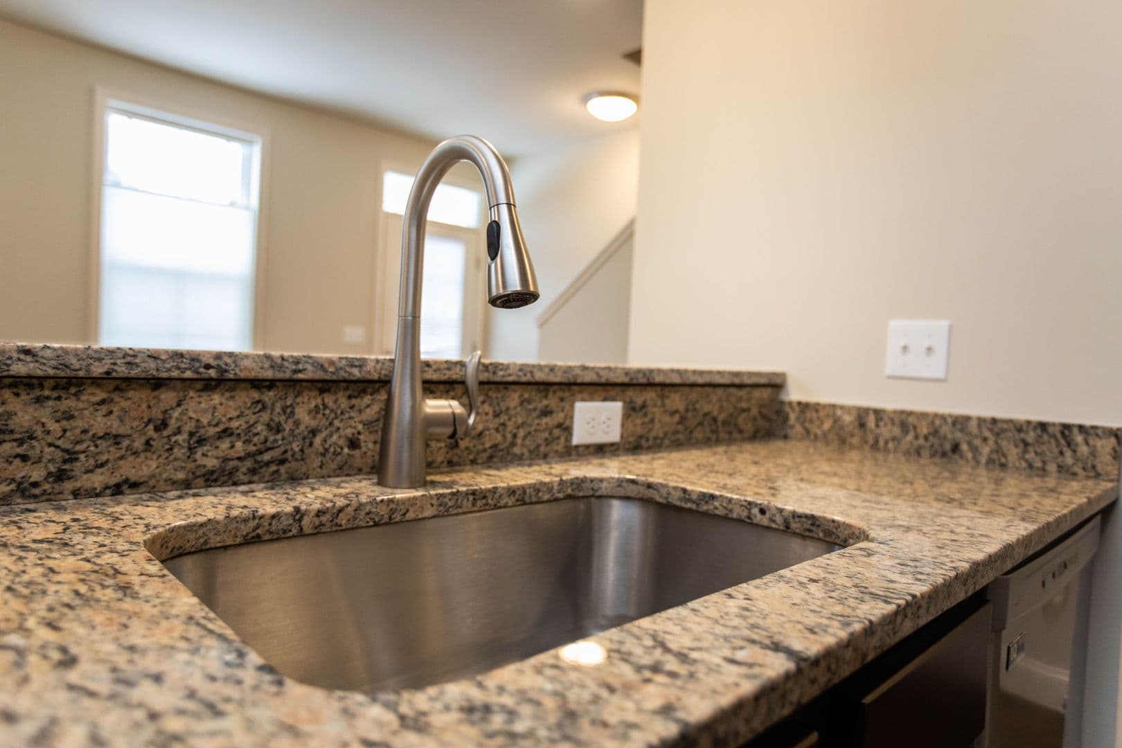 Burlington Apartment: 228 Bayberry Circle