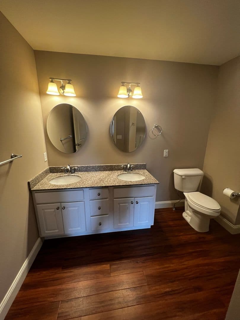 South Burlington Apartment: 127 Churchill Street