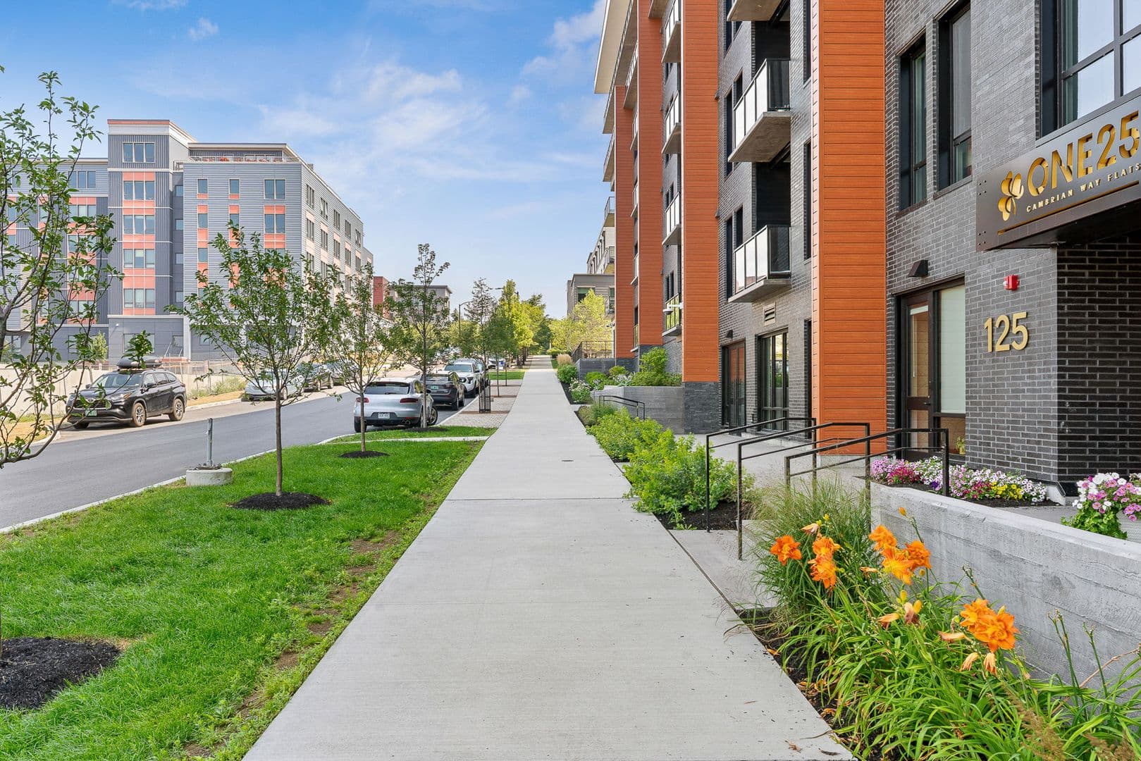 Burlington Apartment: 125 Cambrian Way