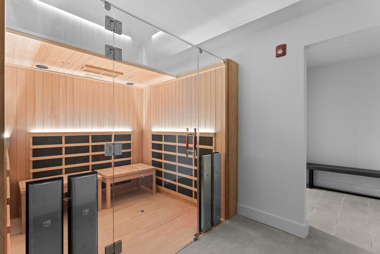 Burlington Apartment: 125 Cambrian Way