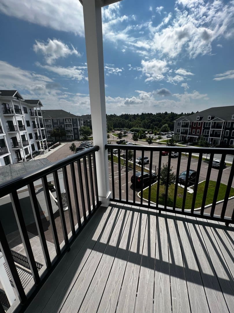 Colchester Apartment: 60 Severance Green
