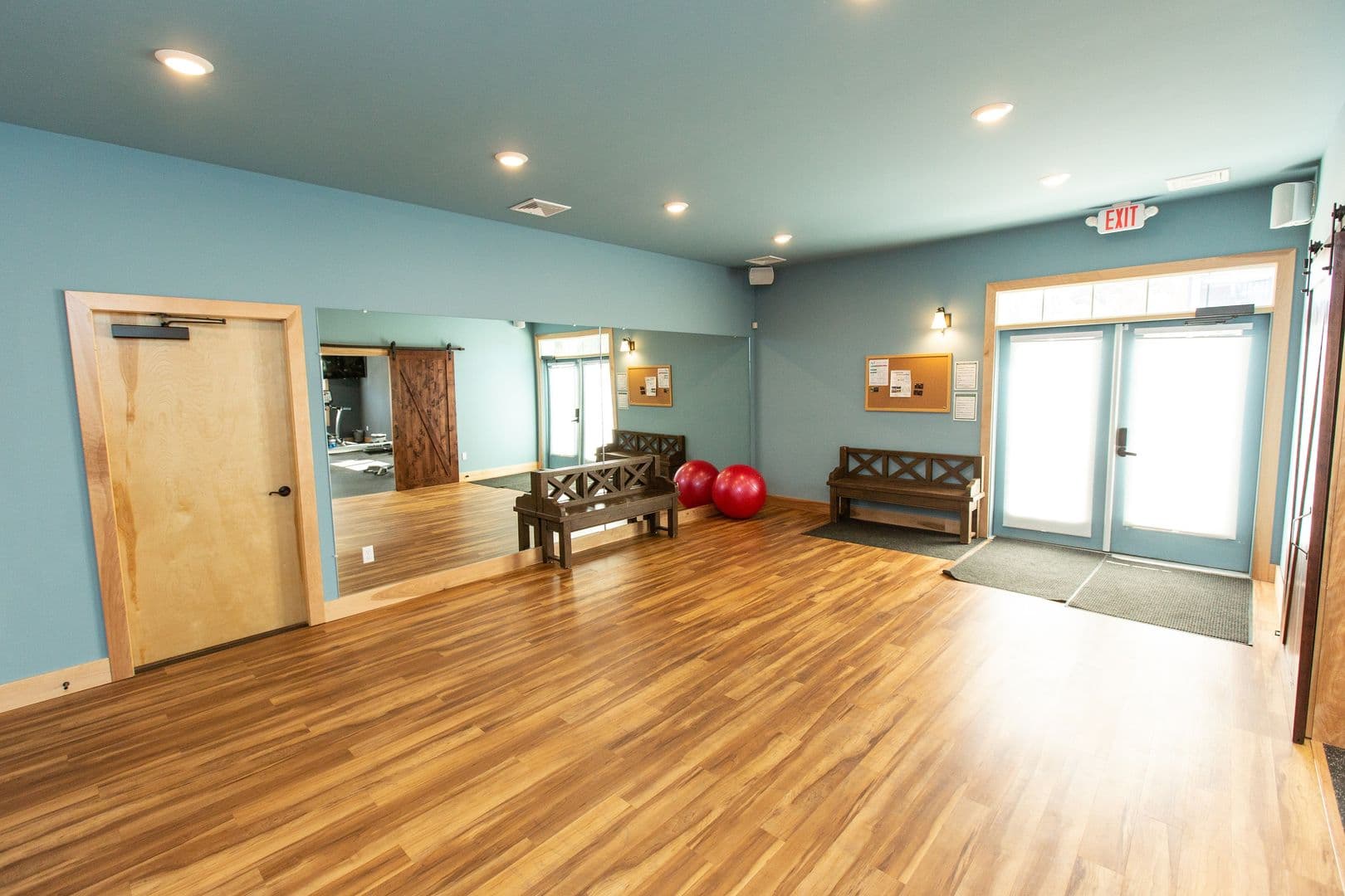 Burlington Apartment: 181 Winterberry Lane