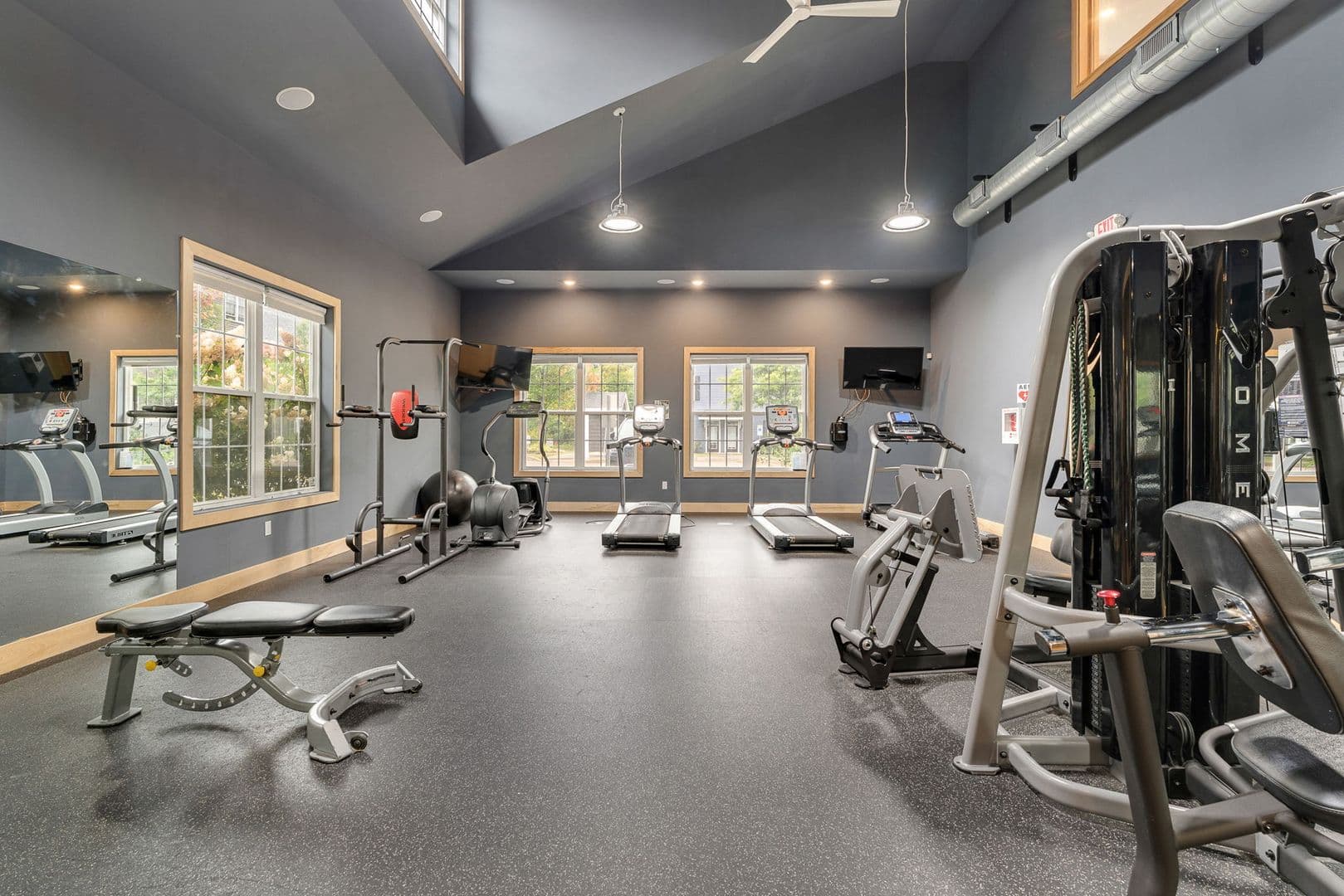 Burlington Apartment: 181 Winterberry Lane