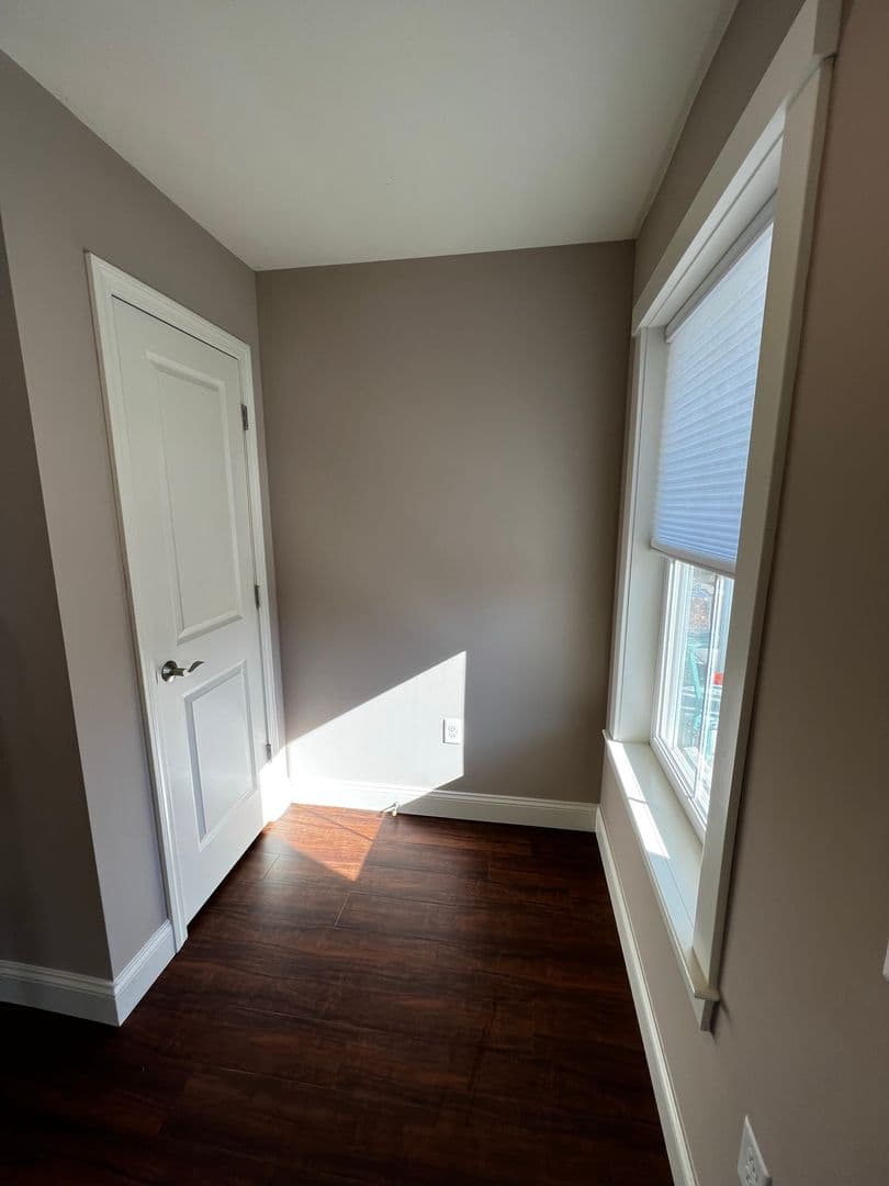 South Burlington Apartment: 127 Churchill Street