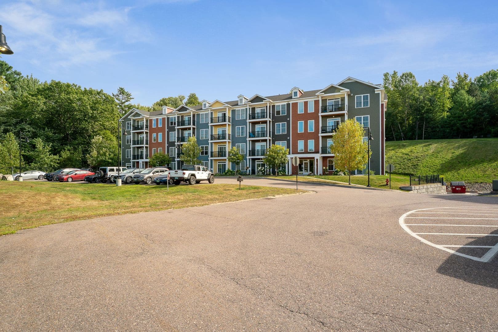 Burlington Apartment: 181 Winterberry Lane