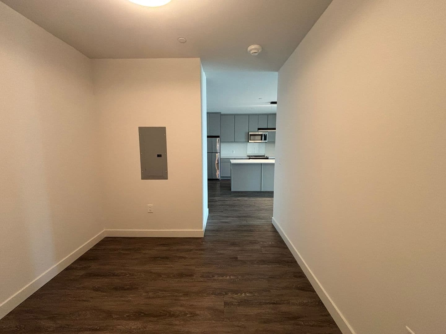 Burlington Apartment: 125 Cambrian Way