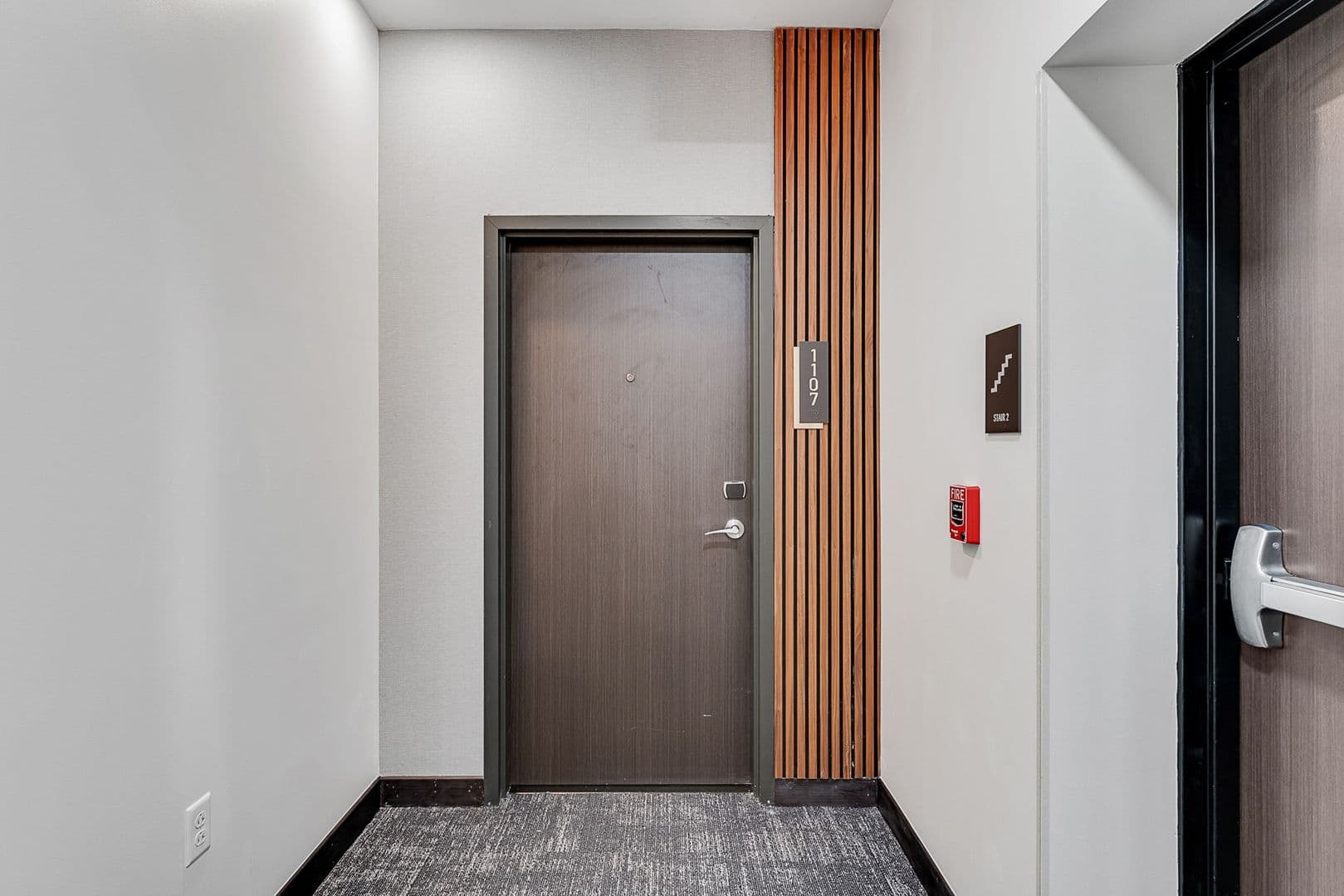Burlington Apartment: 140 Bank Street