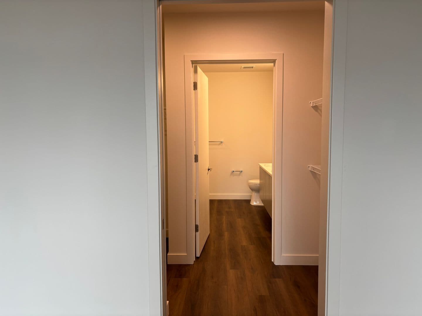 Burlington Apartment: 125 Cambrian Way