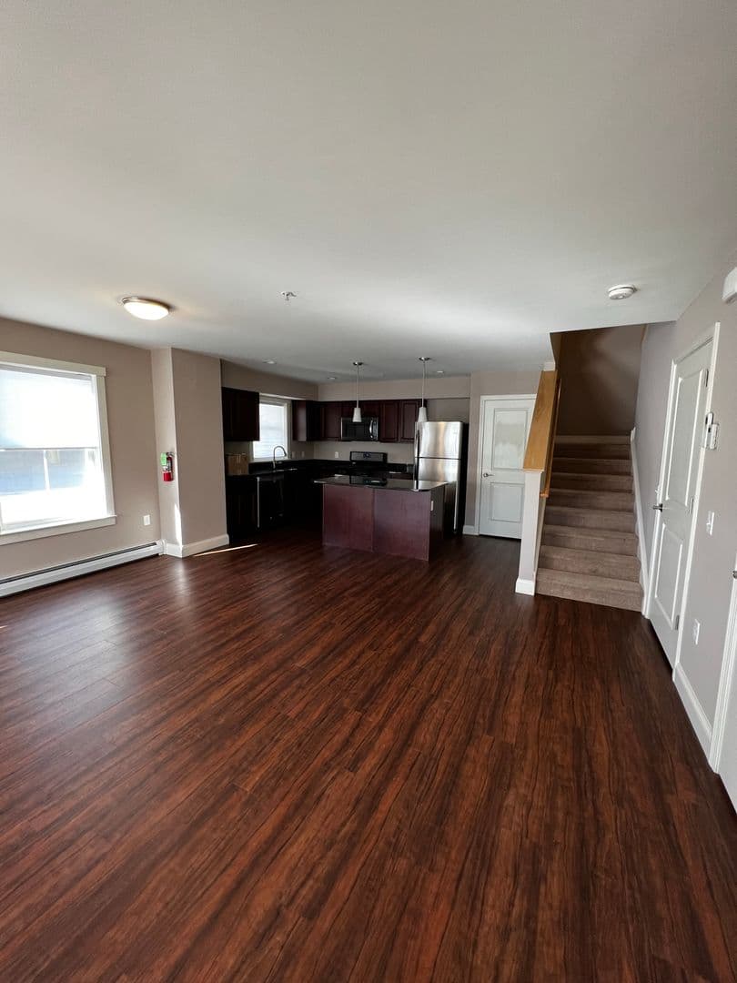 South Burlington Apartment: 127 Churchill Street