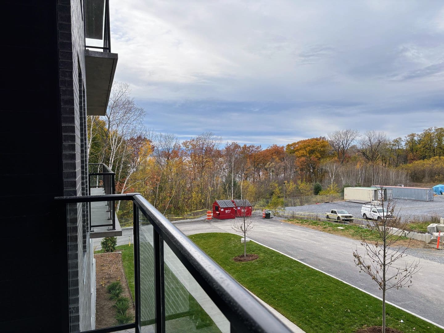 Burlington Apartment: 125 Cambrian Way