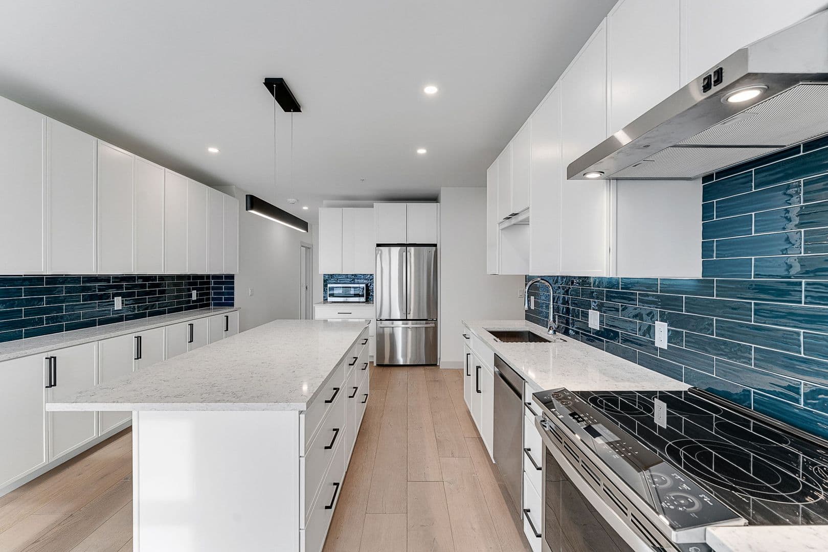 Burlington Apartment: 140 Bank Street