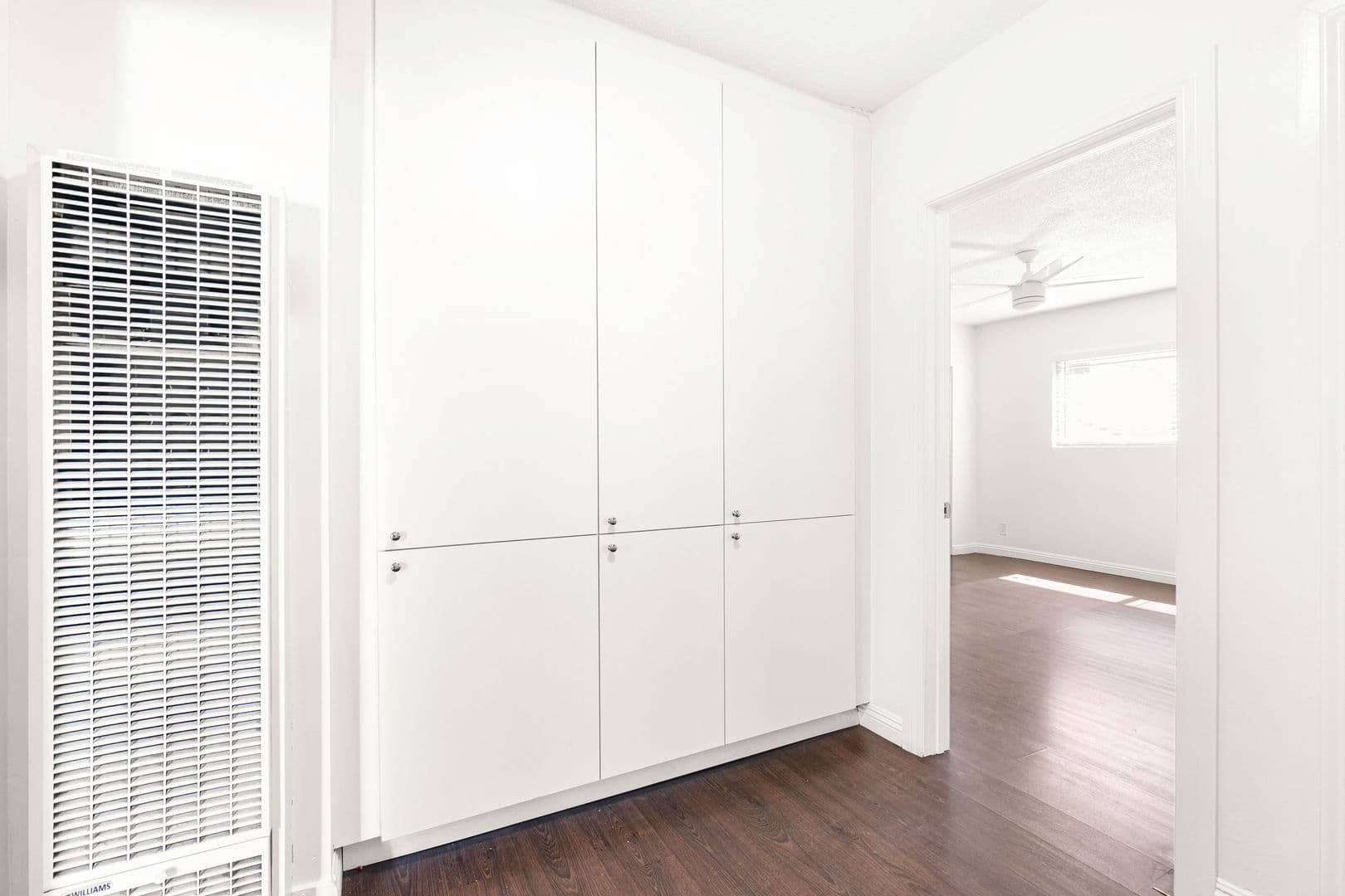 Los Angeles Apartment: 2025 S. Shenandoah St.