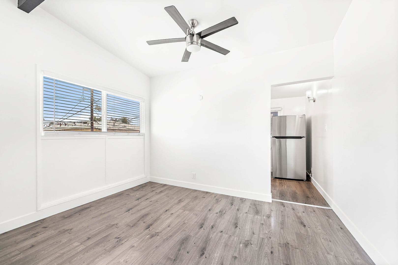 Los Angeles Apartment: 4115 Palmwood Dr.