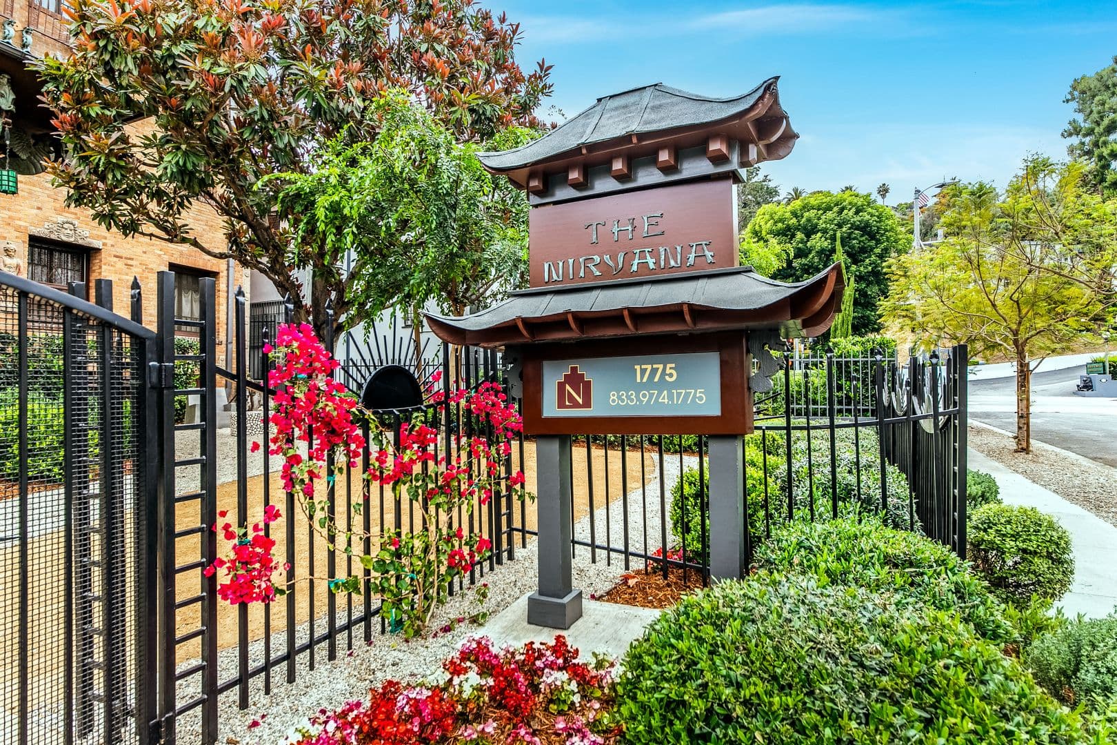 Los Angeles Apartment: 1775 N. Orange Drive