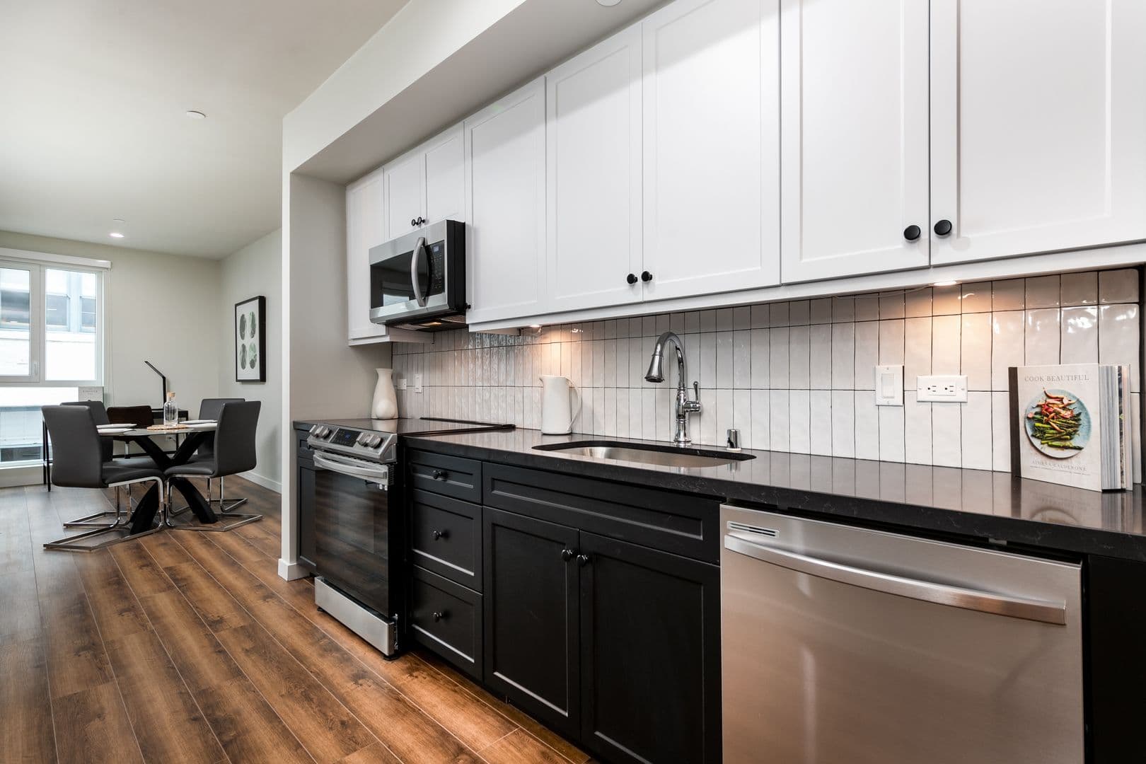 Los Angeles Apartment: 1818 N. Cherokee Ave