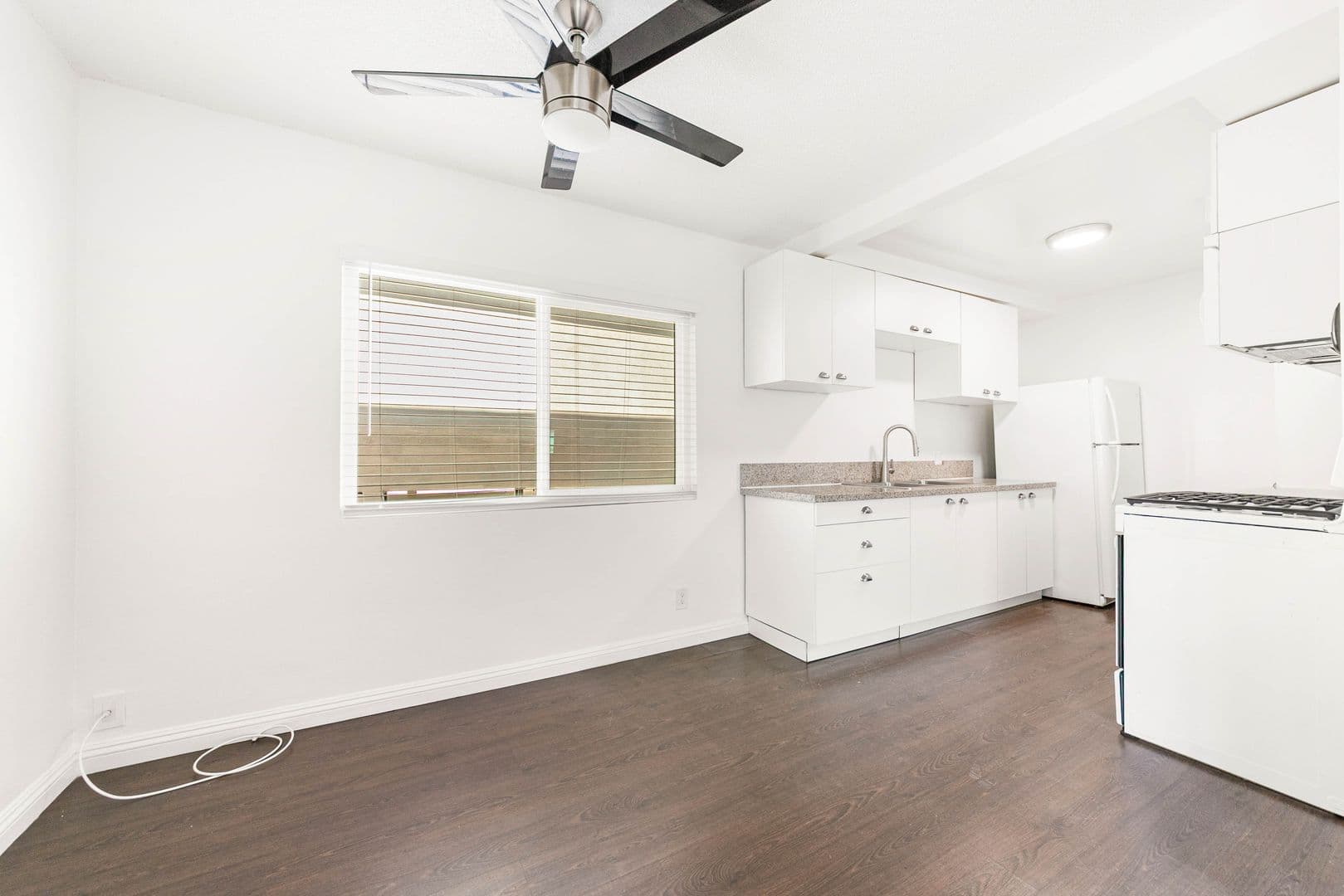 Los Angeles Apartment: 2025 S. Shenandoah St.