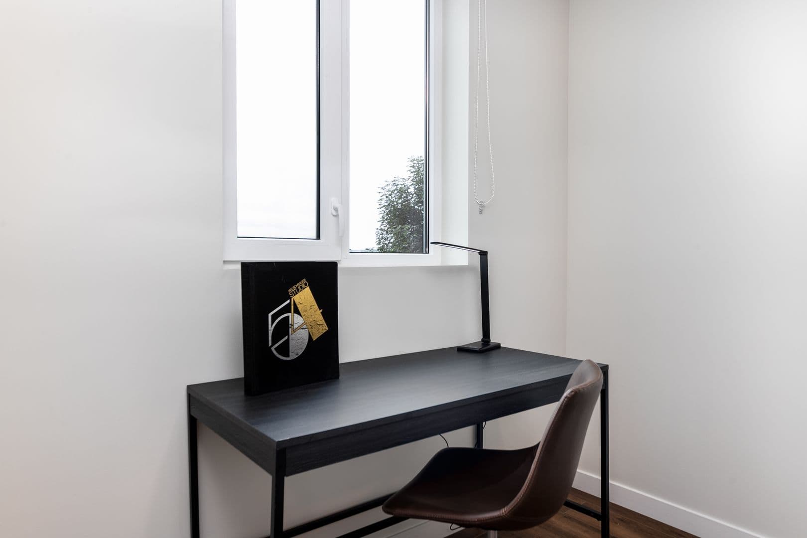 Los Angeles Apartment: 1818 N. Cherokee Ave