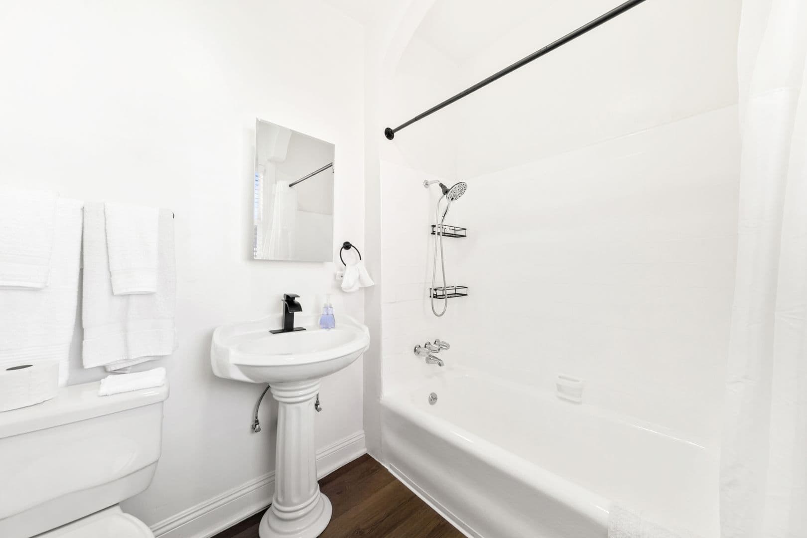 Los Angeles Apartment: 1775 N. Orange Drive
