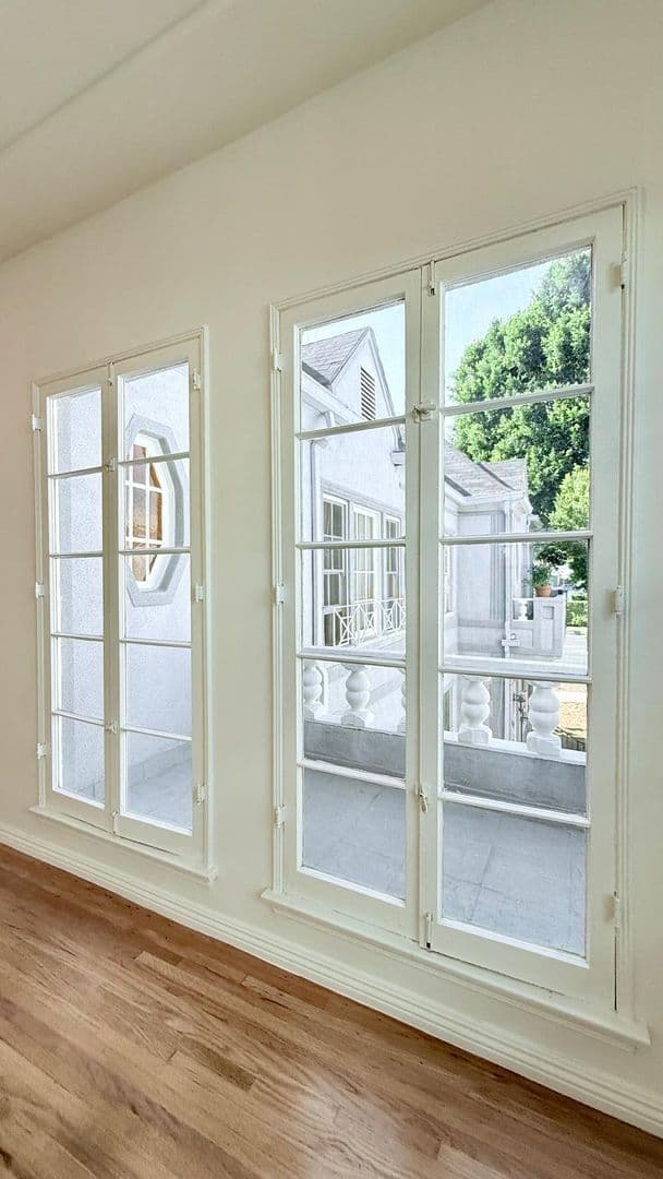 Beverly Hills Apartment: 9312 West Olympic Blvd.