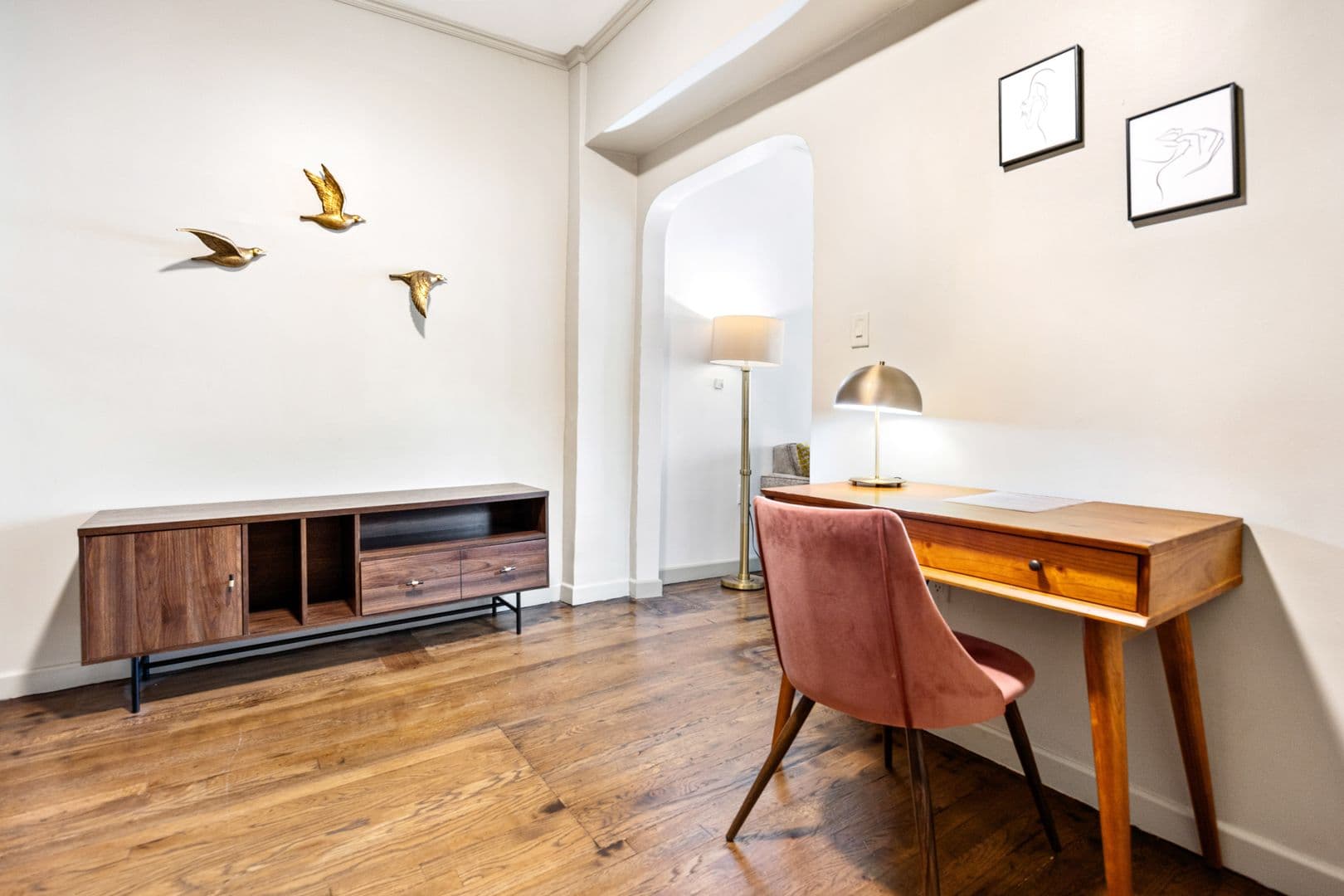 Los Angeles Apartment: 1830 N. Cherokee Ave.