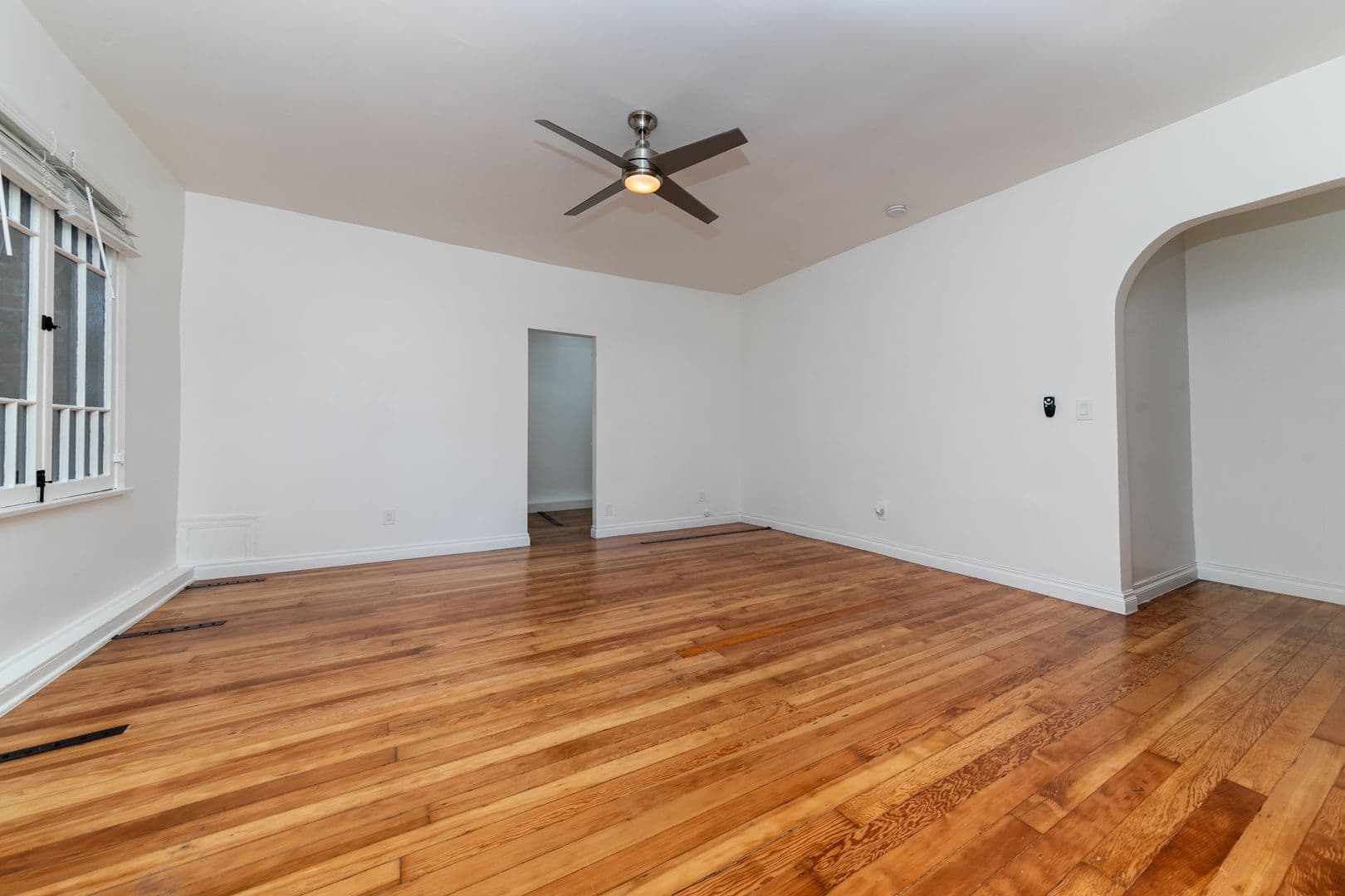 Los Angeles Apartment: 1775 N. Orange Drive