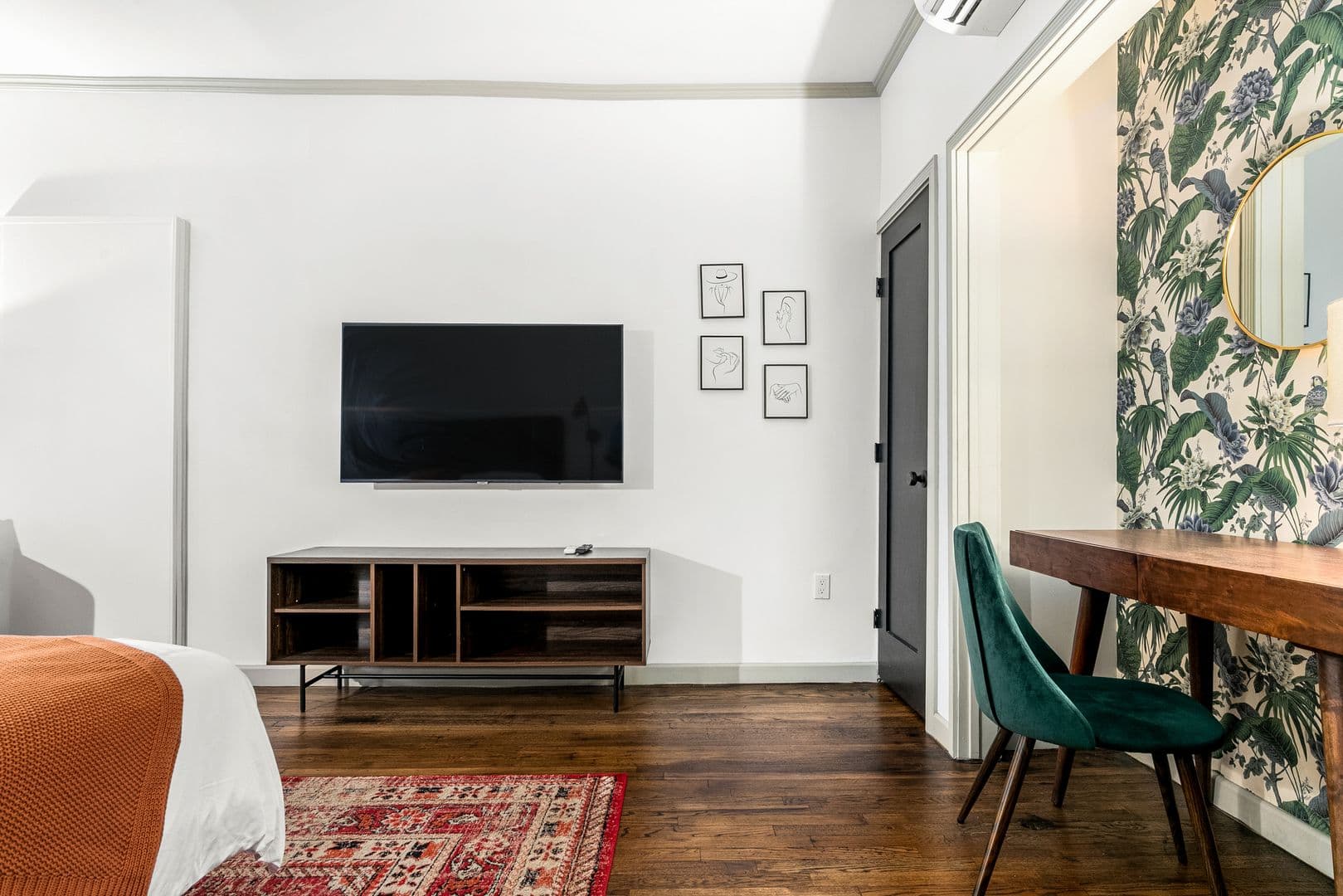 Los Angeles Apartment: 1830 N. Cherokee Ave.