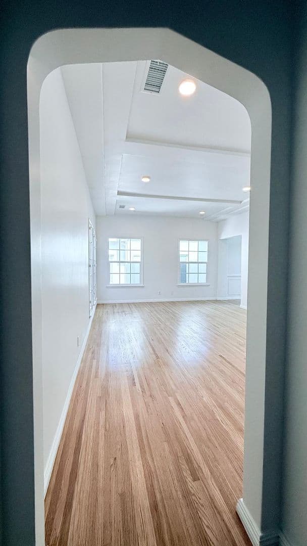 Beverly Hills Apartment: 9312 West Olympic Blvd.