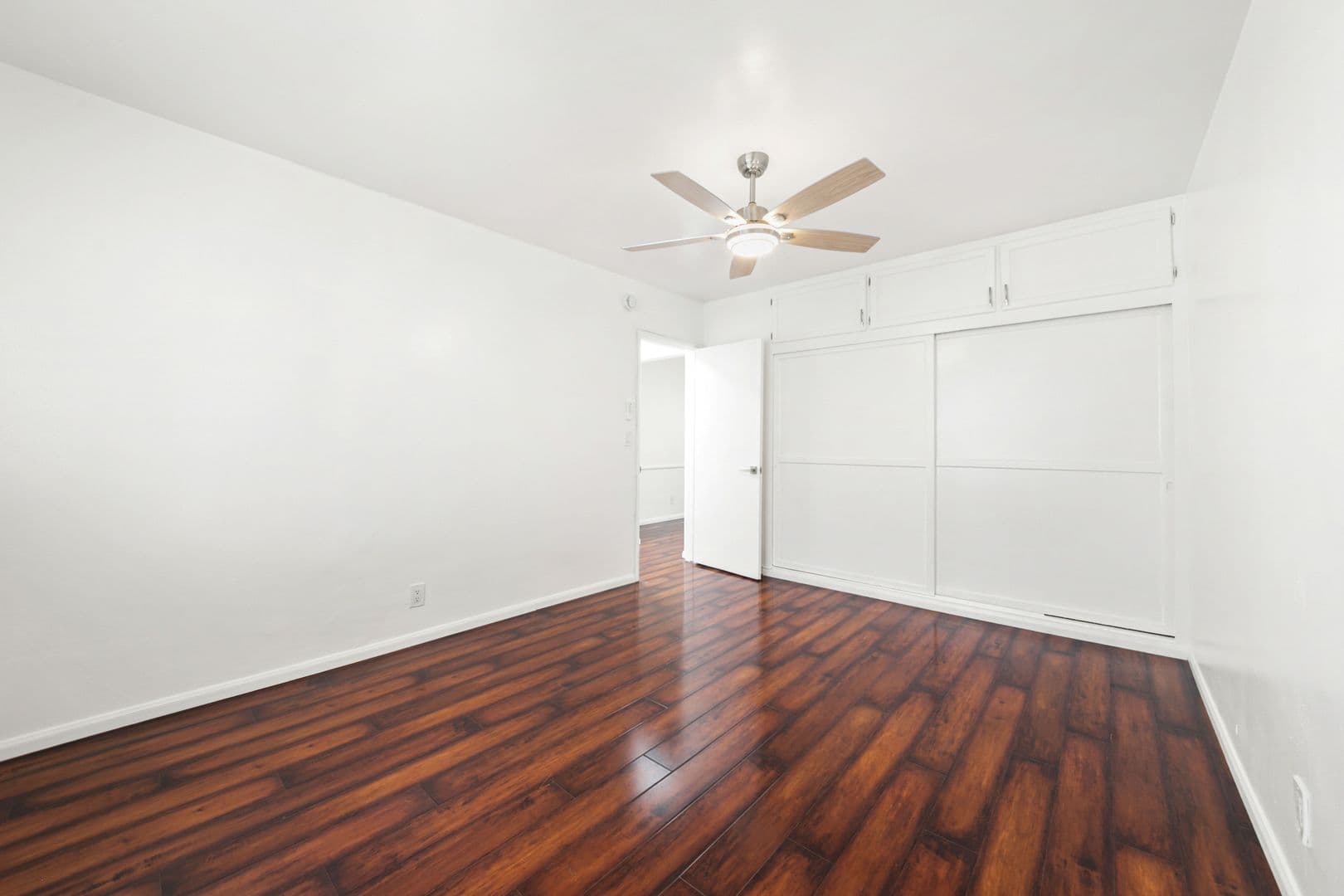 Los Angeles Apartment: 1737 N. Orange Drive