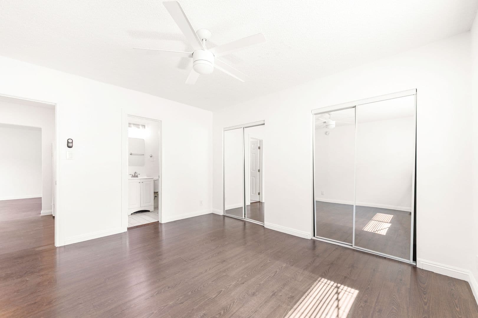 Los Angeles Apartment: 2025 S. Shenandoah St.