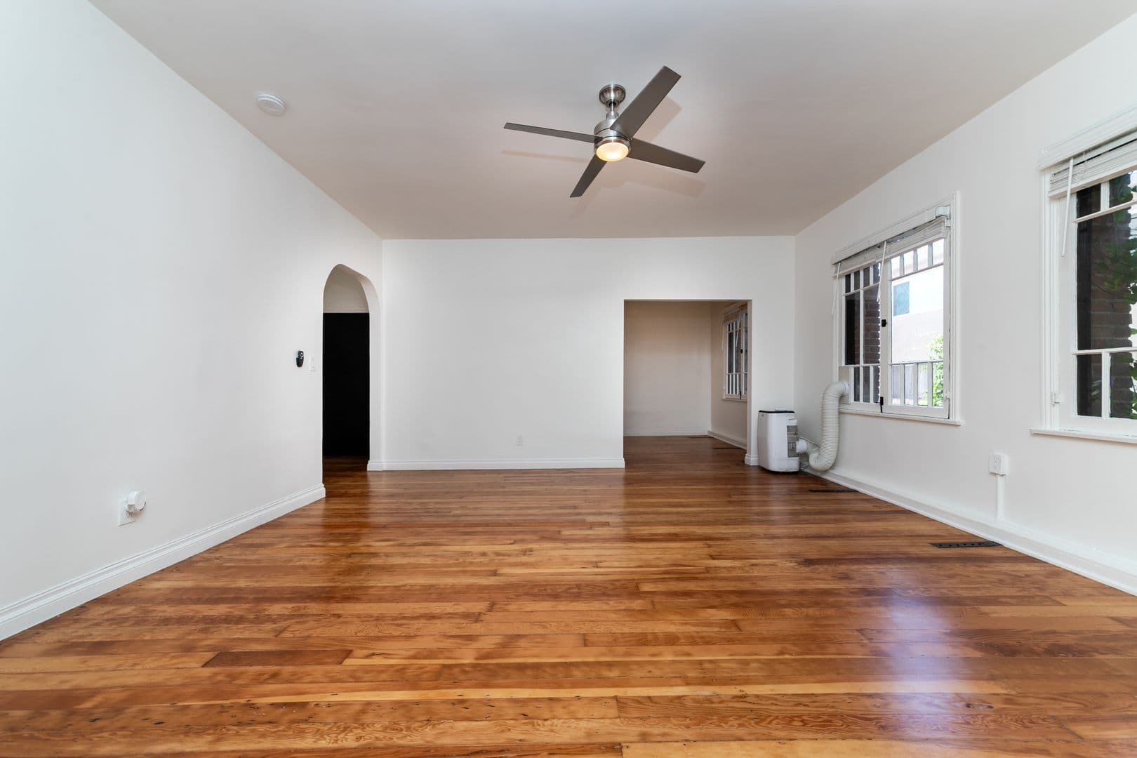 Los Angeles Apartment: 1775 N. Orange Drive