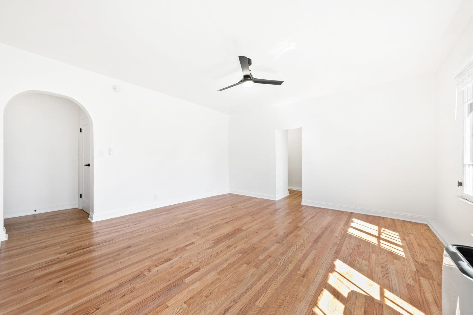 Los Angeles Apartment: 1775 N. Orange Drive