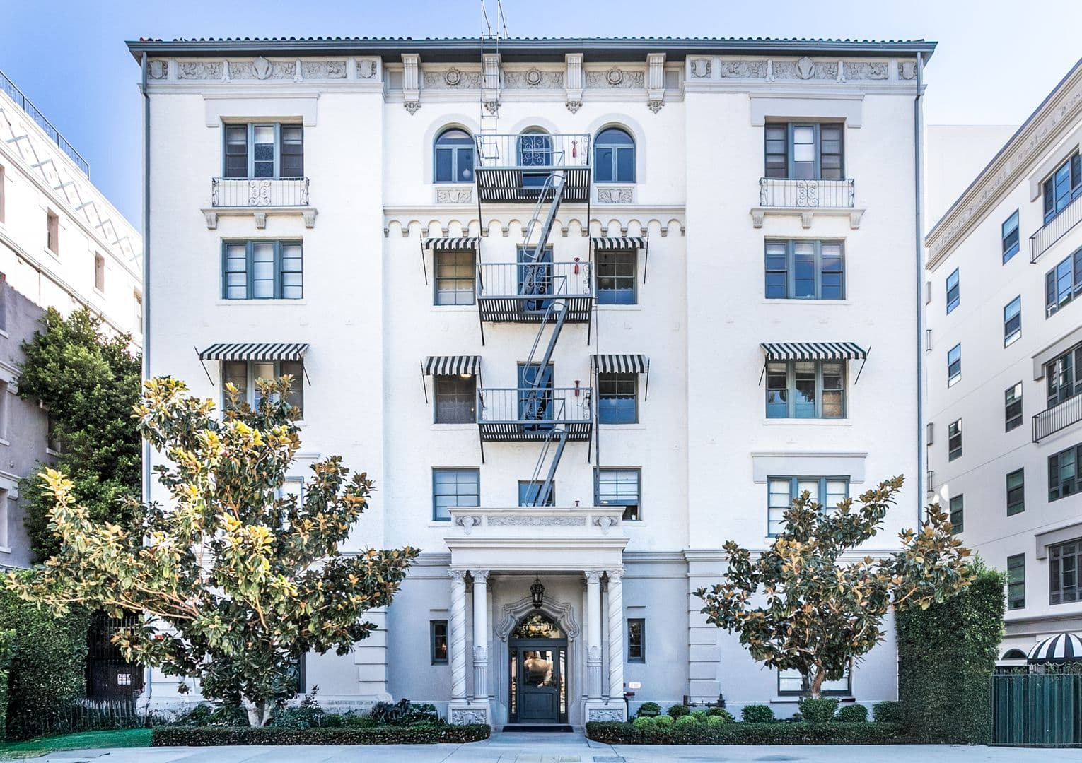 Los Angeles Apartment: 1830 N. Cherokee Ave.