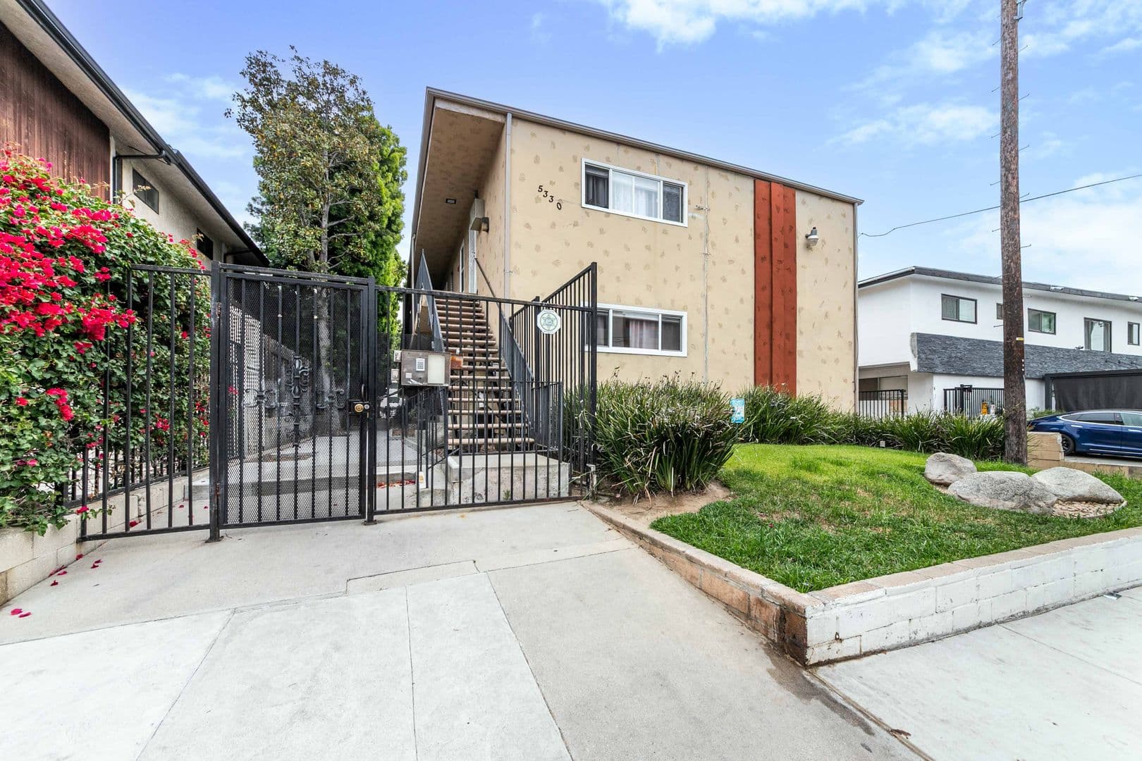 Valley Village Apartment: 5330 Corteen Place